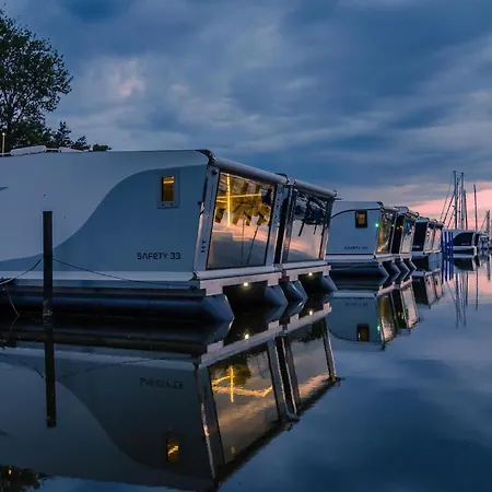 Hausboot Relax 4*